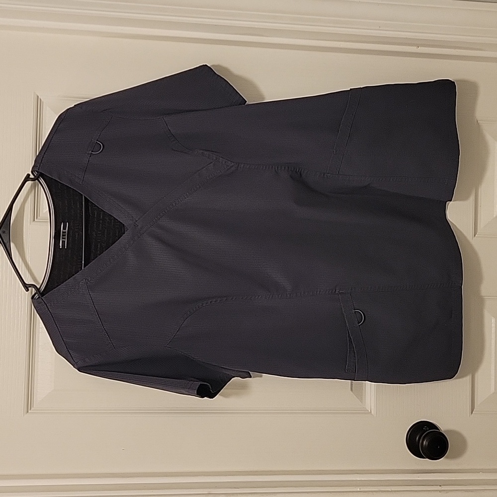 ELLE Grey Scrub Top XL.